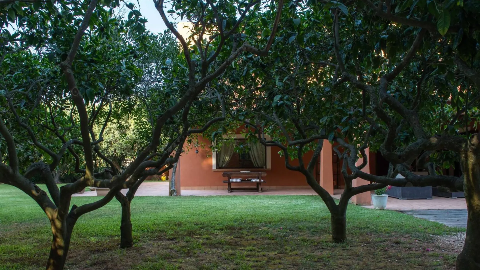Relais Virginia Sea & Pool, Marsala Villa Italy